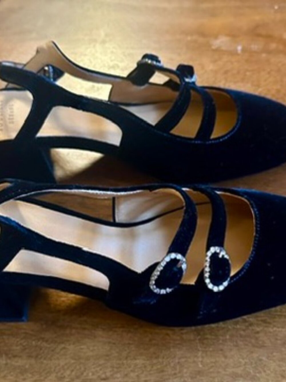 Sezane Paula Babies Black Velvet With Rhinestones - Size 8 - Picture 3 of 4